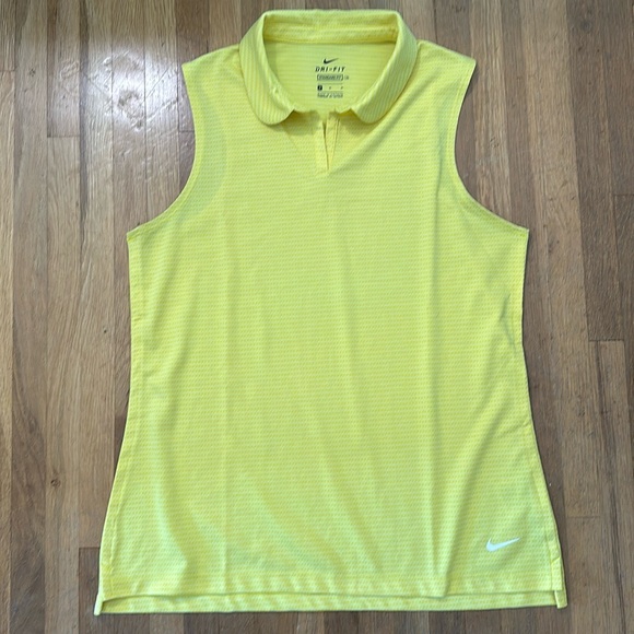 Nike Tops - *last chance* Nike | Women’’s dri-ft collared, sleeveless top